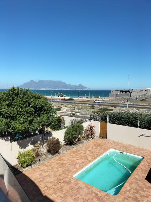 To Let 3 Bedroom Property for Rent in Bloubergstrand Western Cape